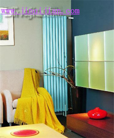 2012散热器十大排名第三：陇星散热器钢制IVA系列 LXGZ-IVA-1800