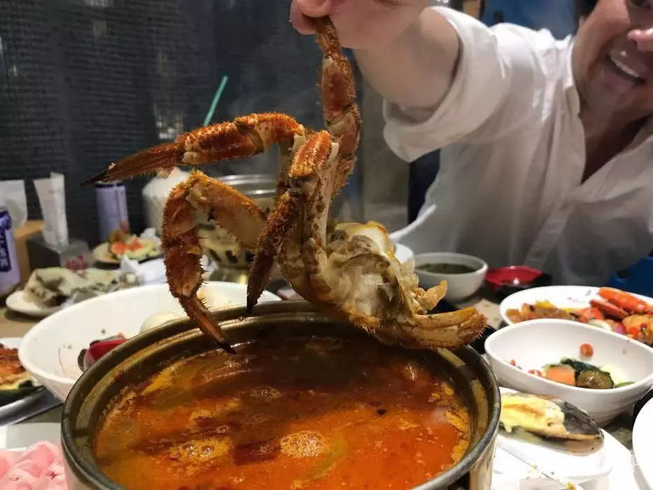 沙巴直播 | 海鲜+温泉双倍满足，这个年会有点嗨！